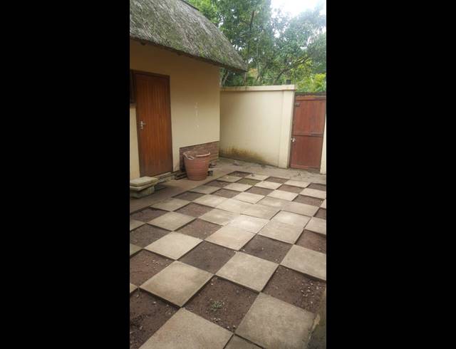 4 BEDROOM HOUSE RENTED IN GILLITTS